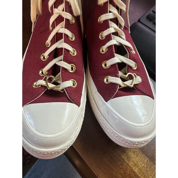 Size 11 - Converse Chuck Taylor All Star High Embroidered Hearts - Cherry... - Picture 3 of 11
